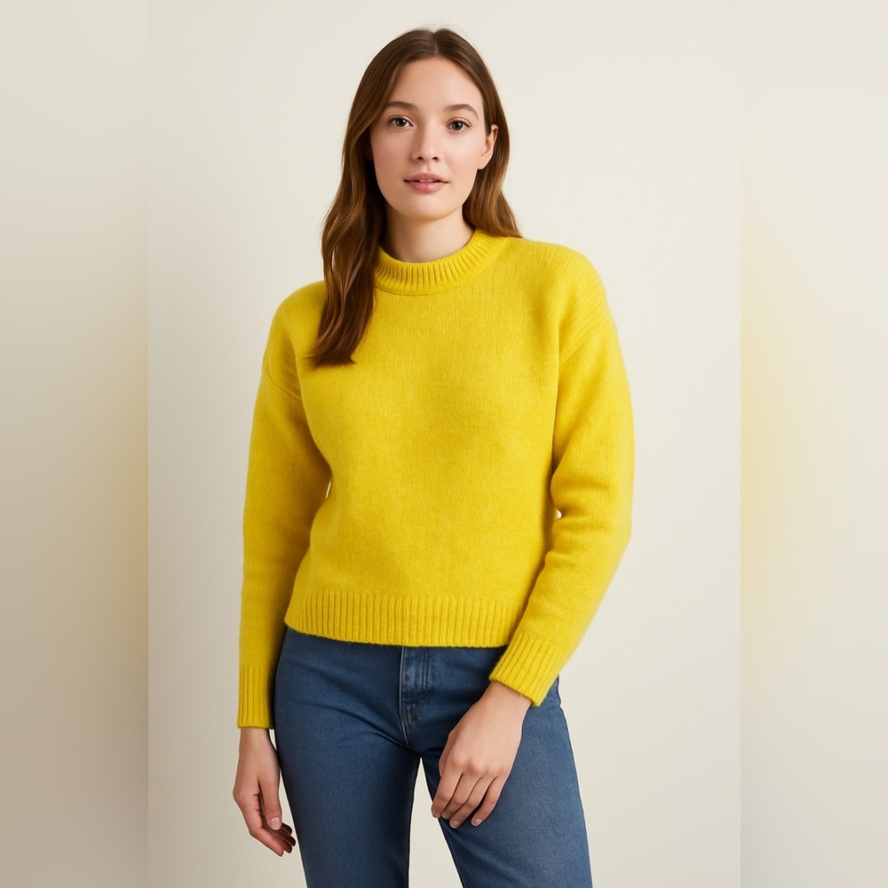 ⭐️ONLY women’s‎ Pullover Sweater size S